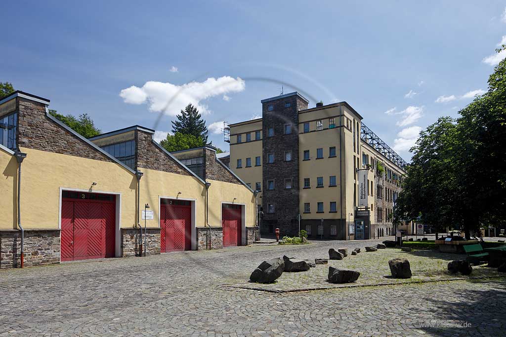 Engelskirchen LVR Industriemuseum Baumwollspinnerei Ermen und Engels, Aussenansicht mit ehemaligem Fabrikhof; Engelskirchen LVR industrial museum exterior view