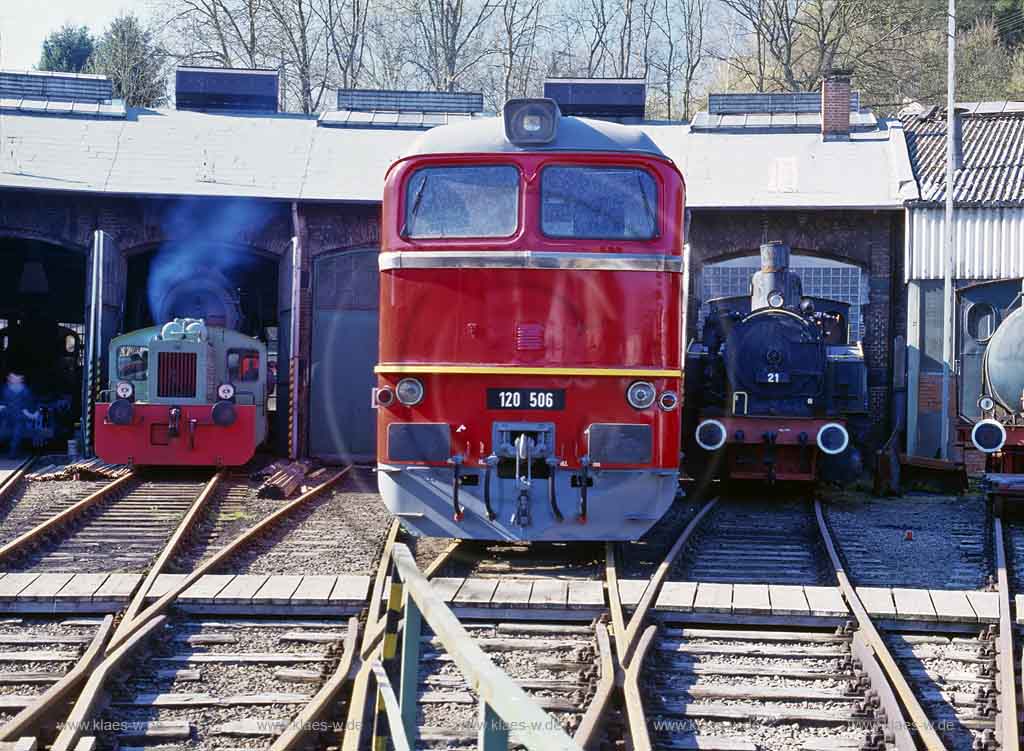 Dieringhausen, Gummersbach, Oberbergischer Kreis, Bergisches Land, Blick auf alte Lokomotiven im Eisenbahnmuseum