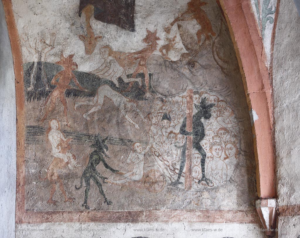 Nuembrecht Marienberghausen, Bunte Kerke, Fresken: der Hoellenrachen; Nuembrecht Marienberghausen, Bunte Kerke, frescos: the gap of the hell.