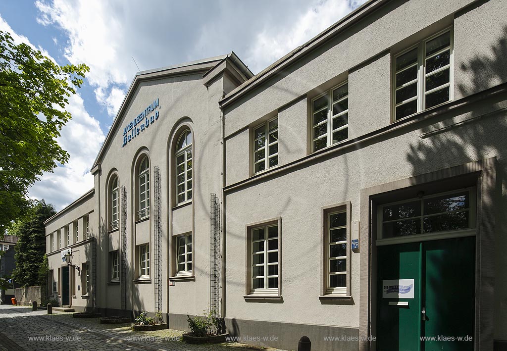 Remscheid Lennep, Jugendzentrum "Die Welle", ehemalige Bandeanstalt Lennep; Remscheid Lennep, 	youth center / youth centre "Die Welle".