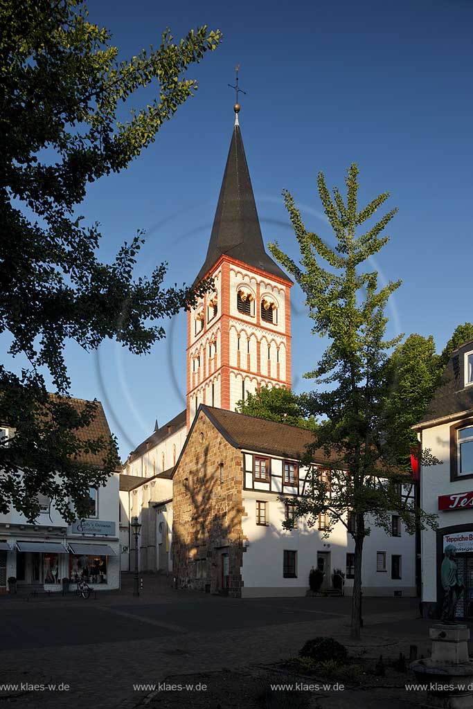 Siegburg, Blick auf St. Servatius Kirche, Kirchturm, View to the St. Servatius church