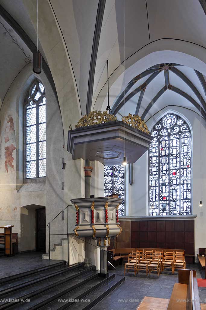 Wuelfrath Evangelische Stadtkirche Kanzel; Wuelfrath evangelic church pulpit