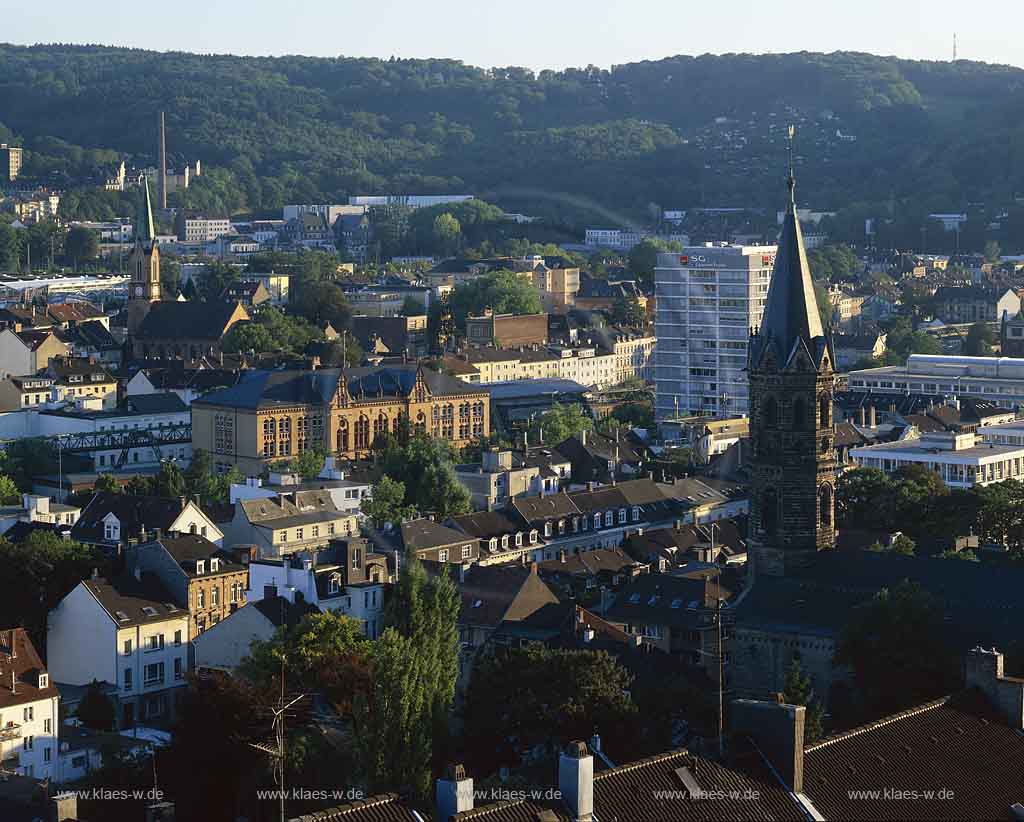 Elberfeld, Wuppertal, Regierungsbezirk Dsseldorf, Duesseldorf, Blick vom Oelberg, lberg auf die Stadt 