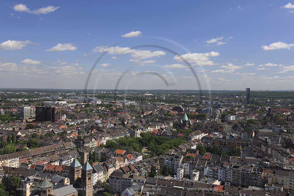 Panoramablick vom Victoria Turm nach Westen mit Sicht auf ISS Dome und Arag Tower in Dsseldorf, Duesseldorf-Pempelfort
