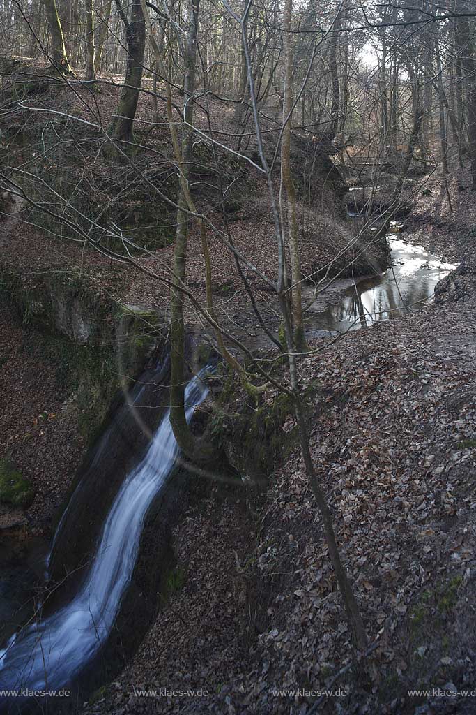 Trier Pallien, der Sirzenicher Wasserfall und Bach; Waterfall Sirzenich with beck
