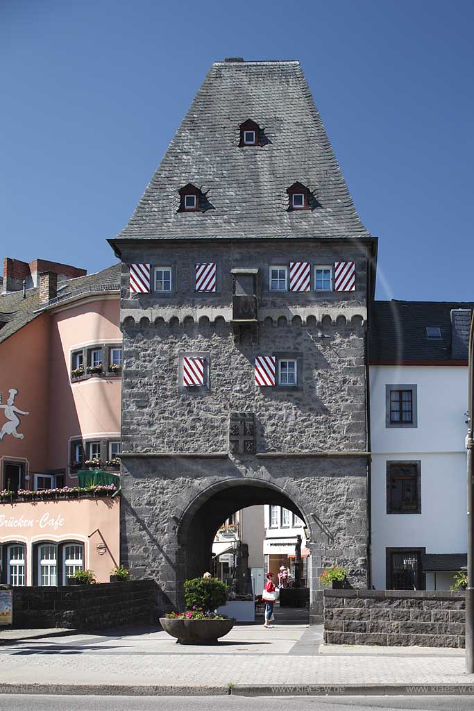 Mayen, Blick zum Brueckentor; Mayen, view to the bridge-gate.