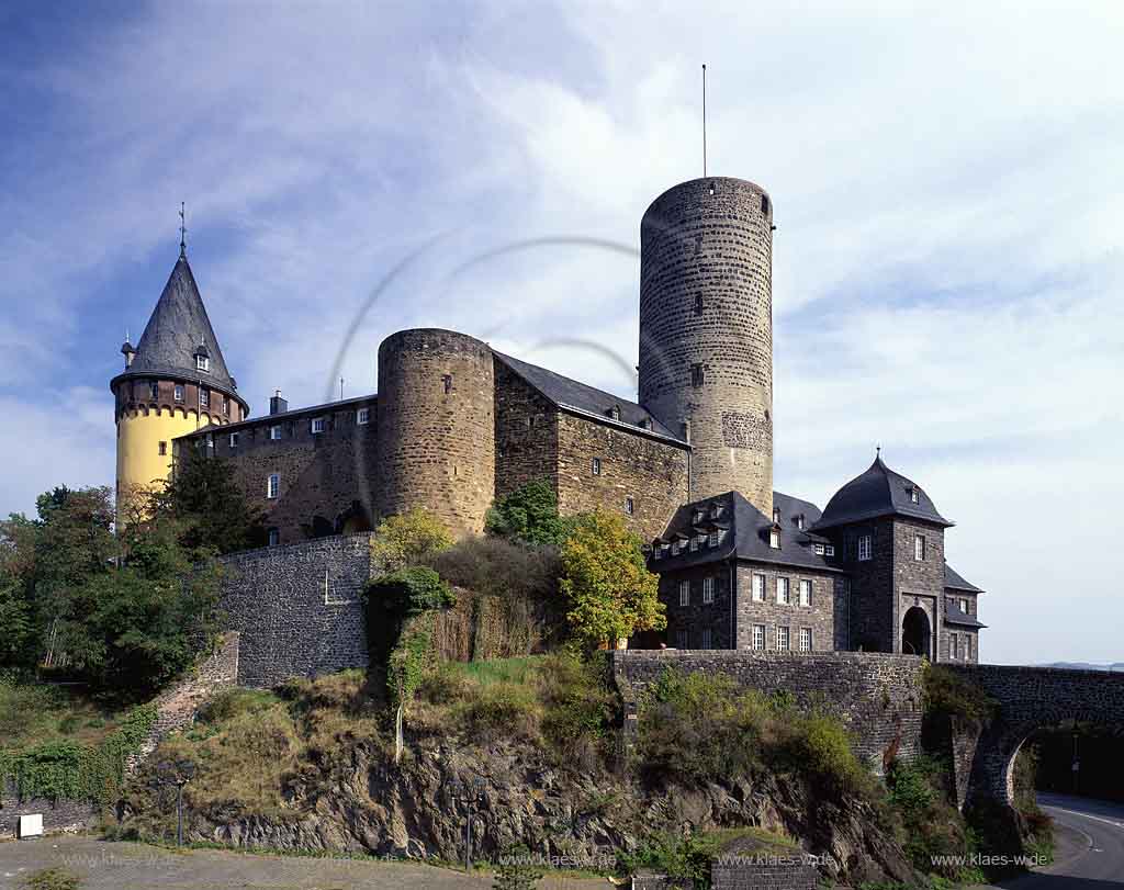 Mayen, Landkreis Mayen-Koblenz, Eifel, Vulkaneifel, Blick auf Genovevaburg, Eifelmuseum   