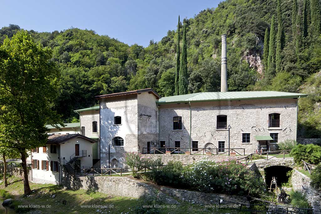 Toscolano-Maderno, Papiermuseum im Tal der Papiermuehlen, Papiermuehlental, Valle delle cartiere, Tal der Papierfabriken; Toscolano maderno, valley of paper mills, papermill museum.