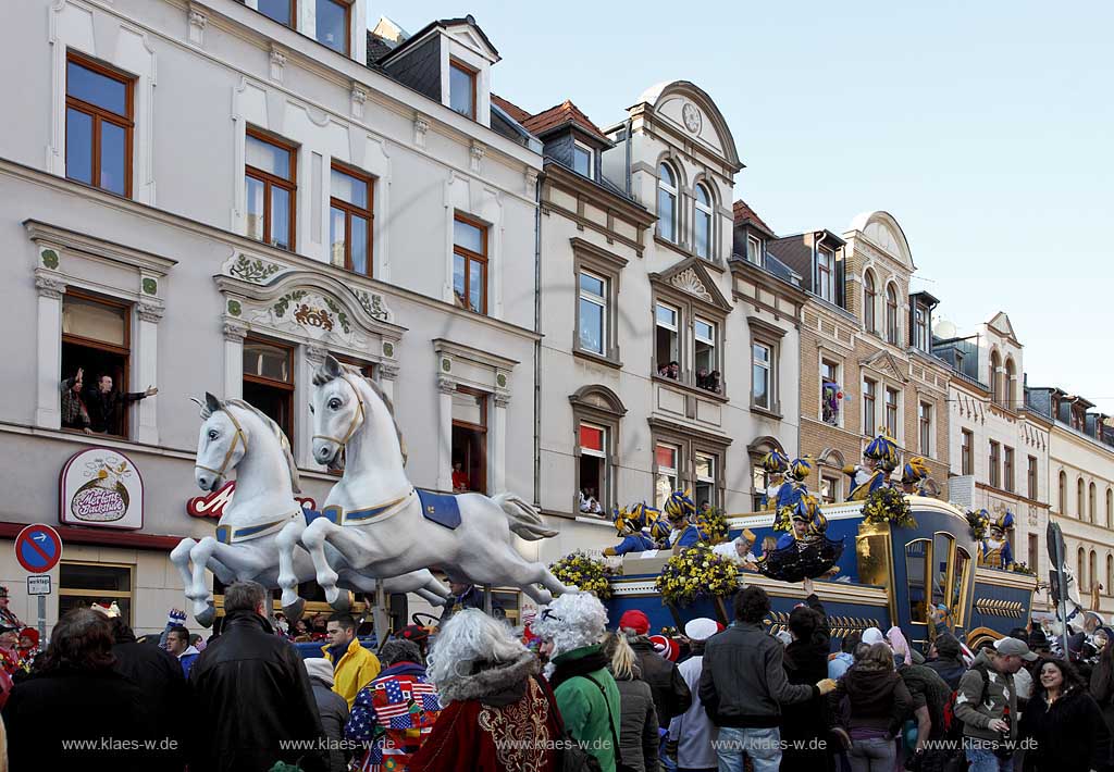Koeln Ehrenfeld, Karneval Veedelszug am Veilchendienstag; Cologne carnival