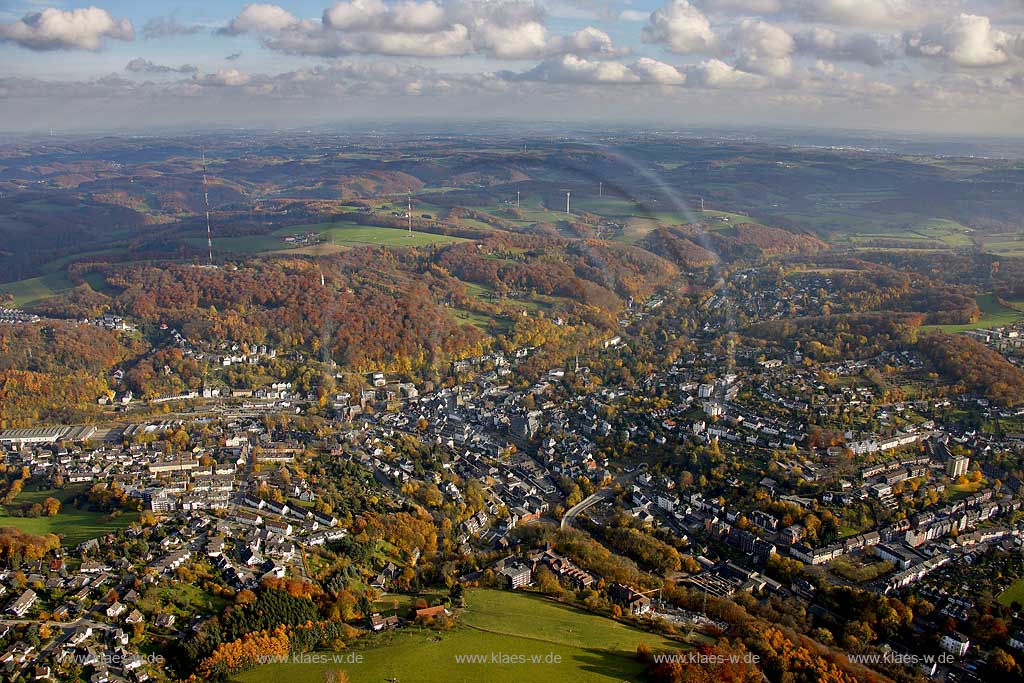 Blick auf Velbert-Langenberg, Nordrhein-Westfalen, Deutschland, DEU. | View of Velbert-Langenberg, North Rhine-Westphalia, Germany, DEU. 