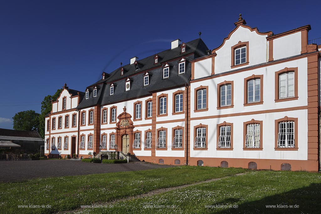 Wadern Nunkirchen, Schloss Muenchweiler, ab 1749 in drei Bauabschnitten von "Christian Kretschmar" errichtet; Wadern Nunkirchen, castle Schloss Muenchweiler.