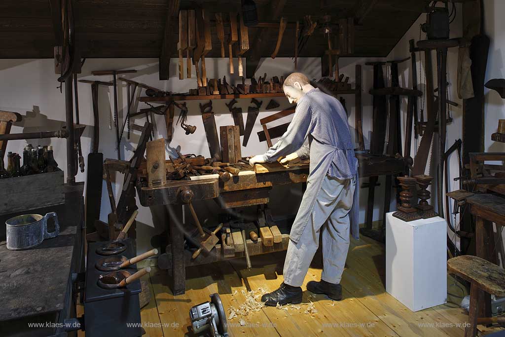 Eslohe, Maschinen- und Heimatmuseum Handwerk Schreinerei; museum of machines, engenes, machinery and local history handcraft carpenter's shop