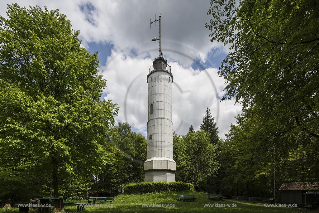 Luedenscheid, Homertturm, er ist ein 22 Meter hoher Aussichtsturm im Naturpark Ebbegebirge, der 1894  errichtet wurde; Luedenscheid, tower Homertturm.