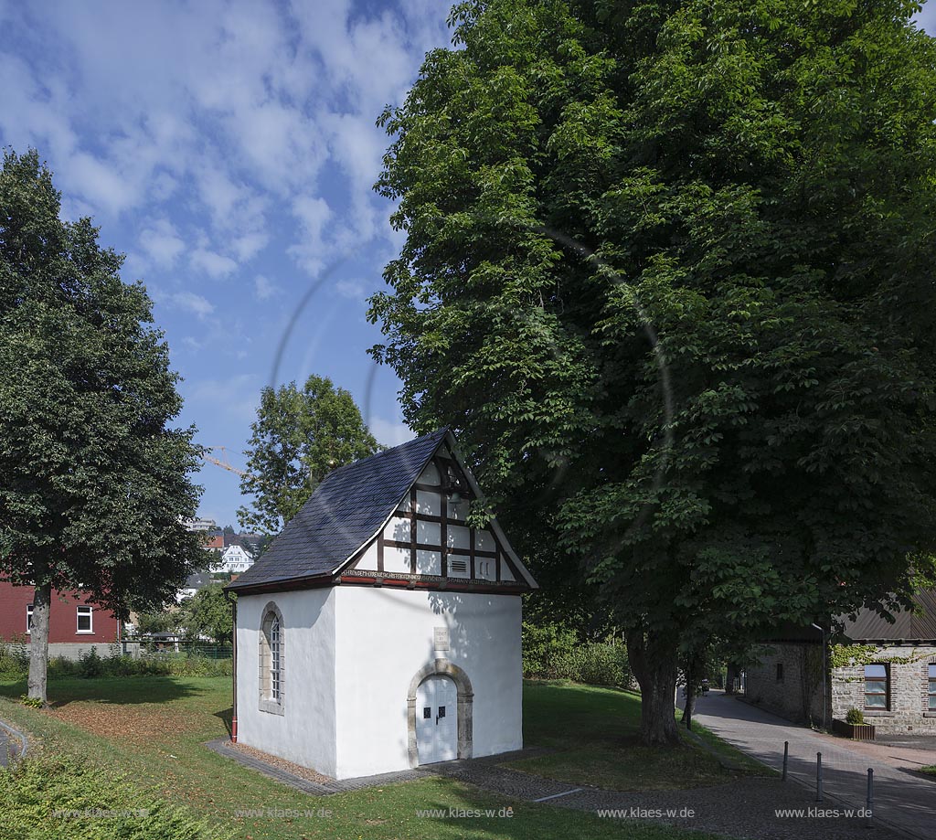 Marsberg Niedermarsberg, Josefskapelle, aeltestes Gebaeude in Niedermarsberg aus dem Jahr 1710; Marsberg Niedermarsberg, chapel Josefskapelle.