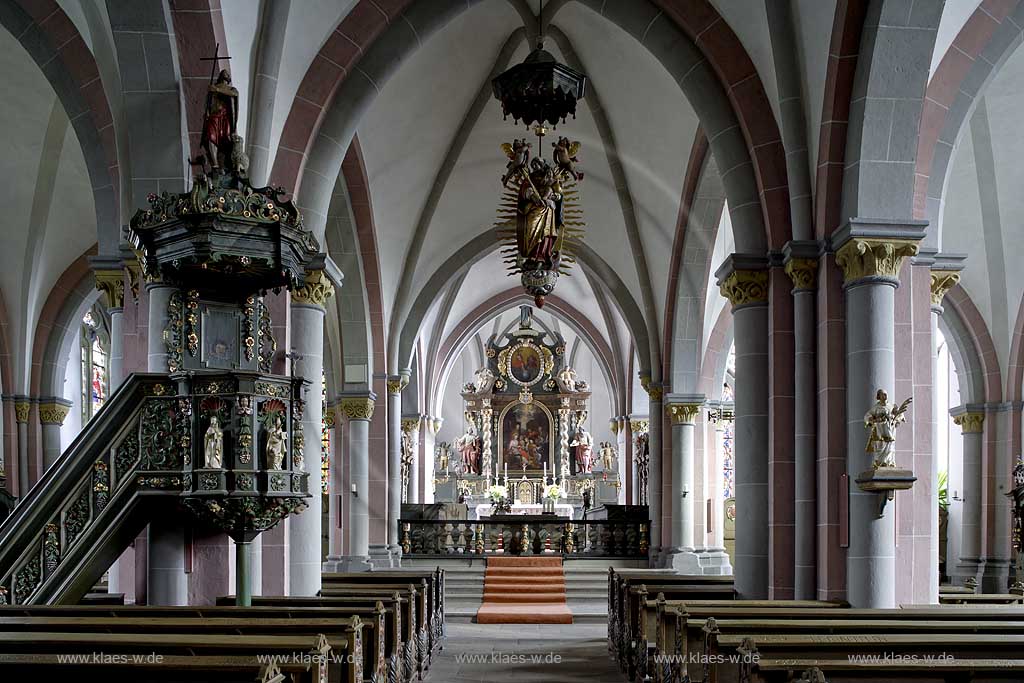 Marsberg, Obermarsberg, Hochsauerlandkreis, Blick in Stiftskirche St. Peter und Paul, Sauerland
