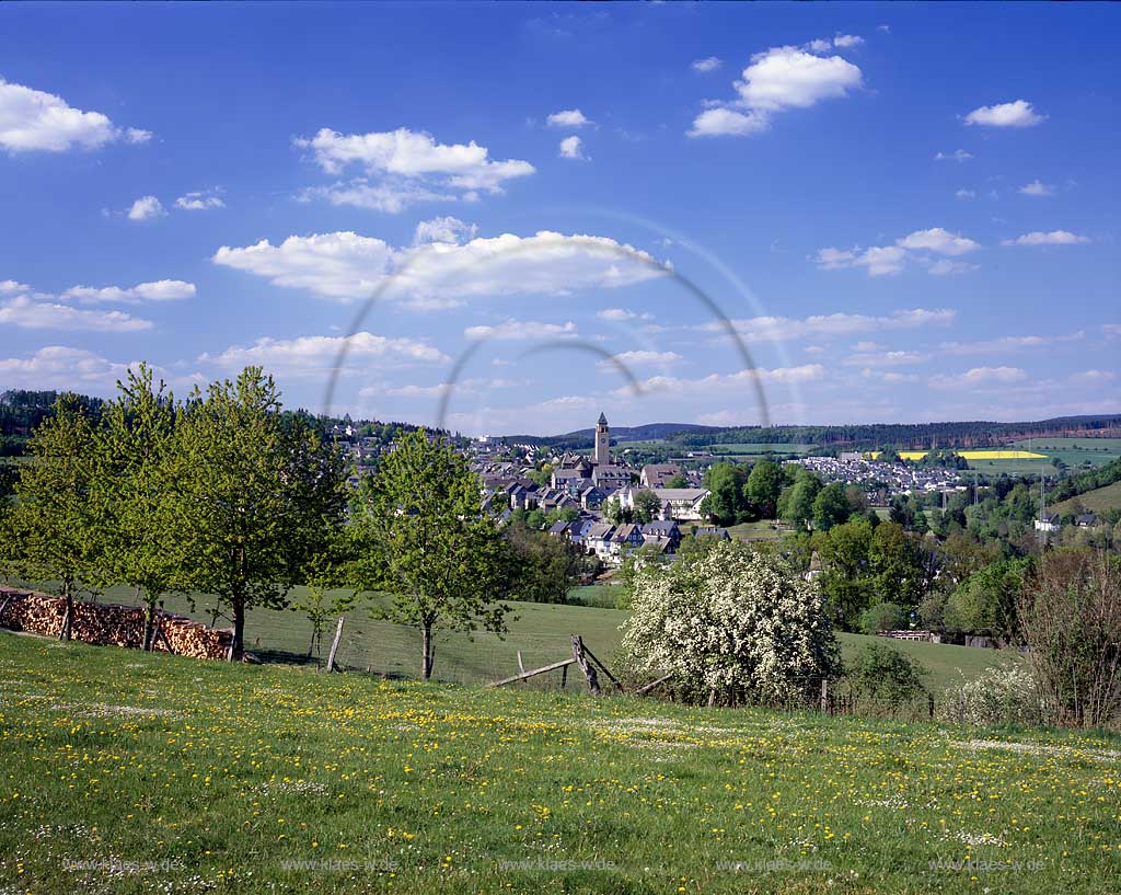 Schmallenberg, Blick auf Ort und Landschaft, Sauerland