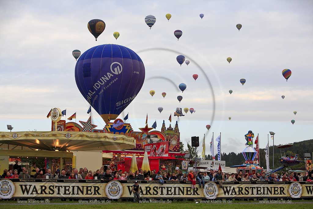 Warstein, Kreis Soest, Warsteiner Internationale Montgolfiade, Signal Iduna Ballon, Sauerland