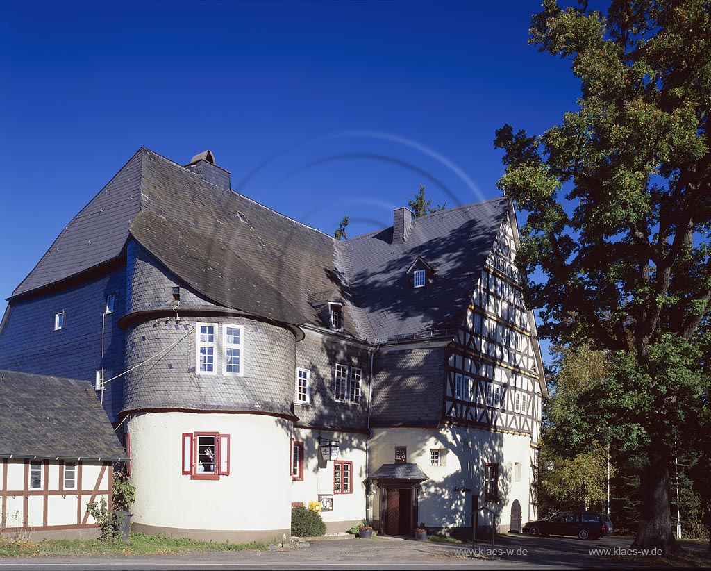 Junkernhees, Kreuztal, Kreis Siegen-Wittgenstein, Siegerland, Blick auf Schloss Junkernhees