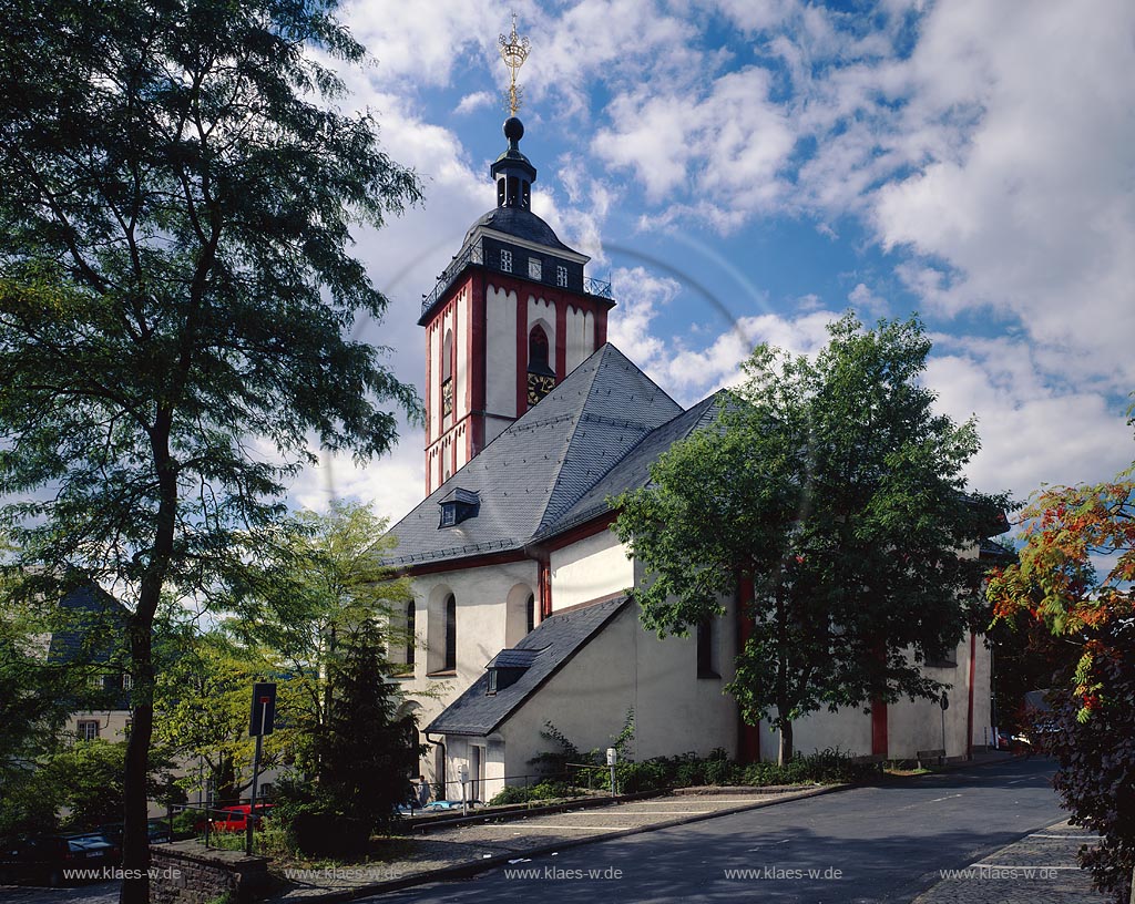 Siegen, Kreis Siegen-Wittgenstein, Siegerland, Blick auf Nikolai Kirche, Nikolaikirche mit dem Krnchen, Kroenchen