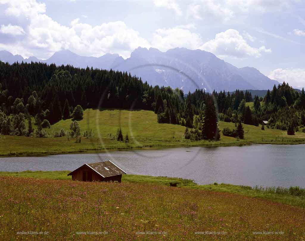 Geroldsee, Oberbayern, Krawendel, Krawendelgebirge, Werdenfelser Land, Blick auf Geroldsee und Landschaft mit Sicht auf Krawendelgebirge