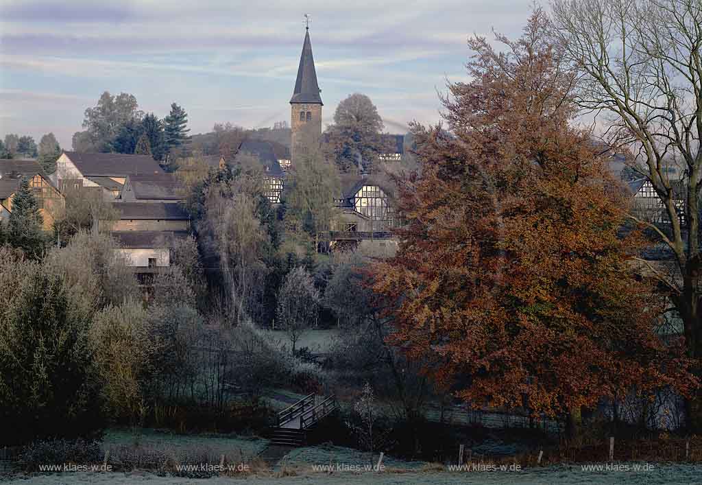 Mehren, Landkreis Altenkirchen, Westerwald, Blick auf Ort Mehren