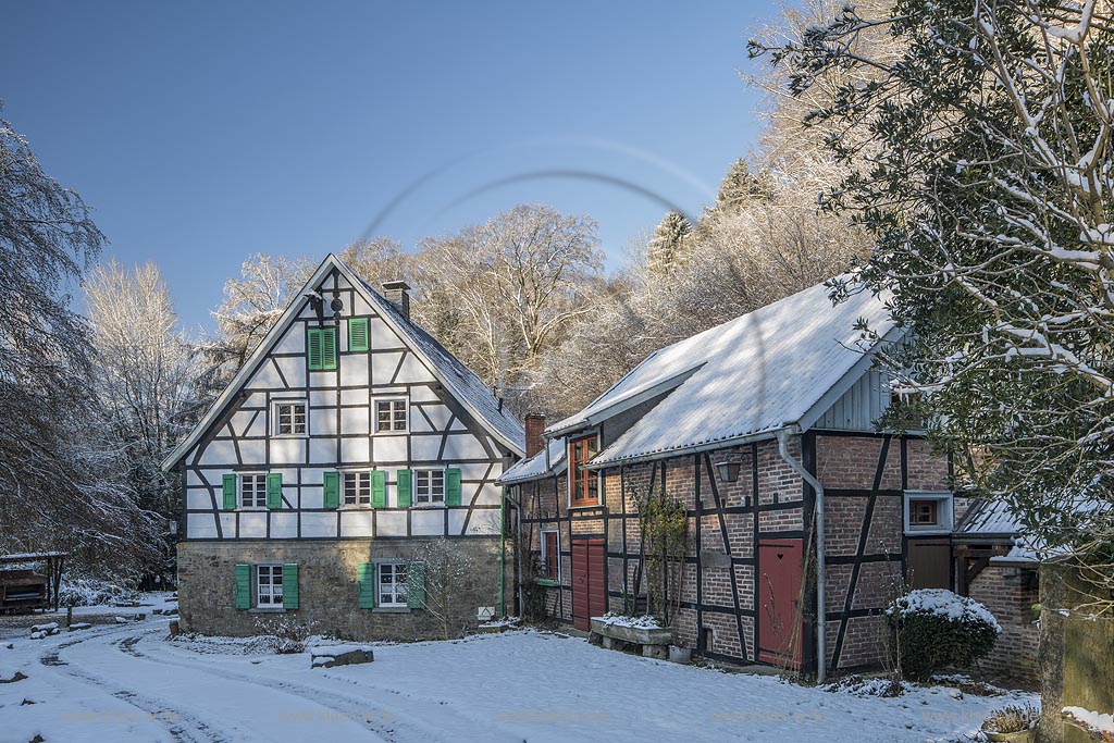 Burscheid, Lambertsmuehle im Schnee, Burscheid, mill Lambertsmuehle in winter with snow.