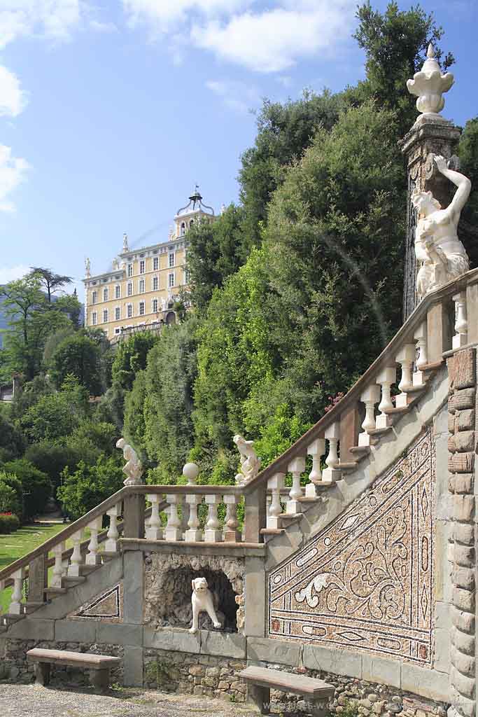 Collodi, Blick auf Statue im Barockgarten, Toskana, Tuscany