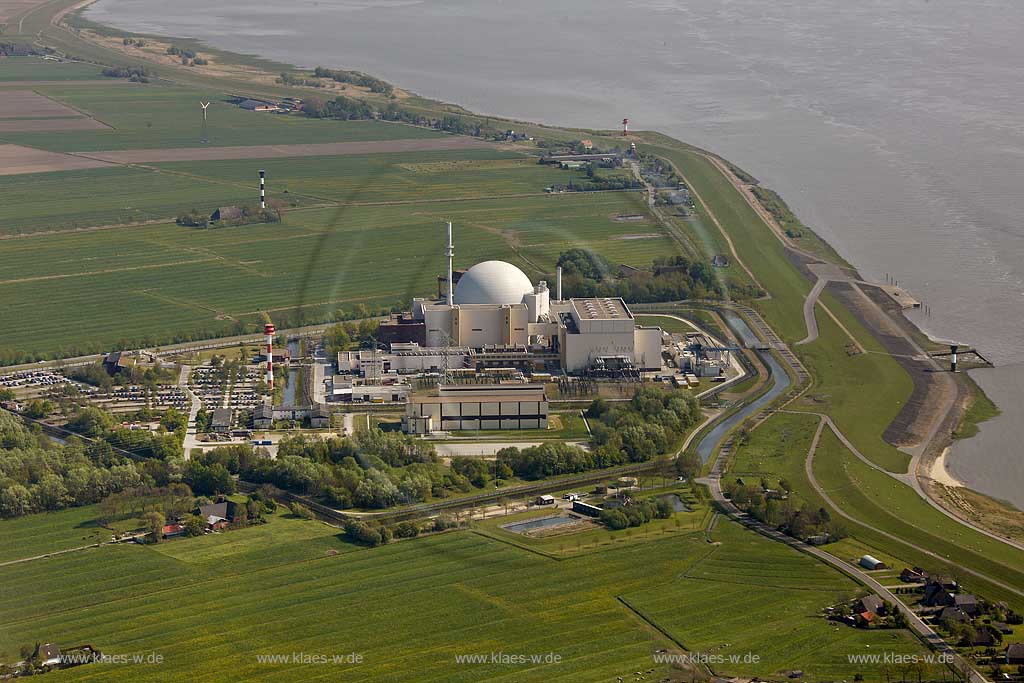 Brokdorf, Luftbild, Gesamtuebersicht Atomkraftwerk Brokdorf mit Elbe; Brokdorf, aerial photo general view to atomic power plant Brokdorf with Elbe.
