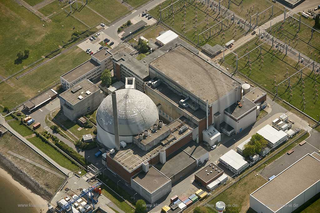 Stade, Blick auf Atomkraftwerk Stade; Stade, view to atomic power plant Stade.