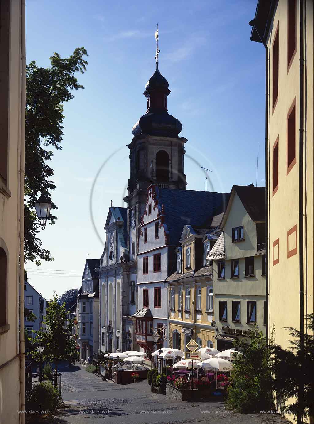 Hachenburg, Westerwaldkreis, Westerwald, Blick auf alter Markt mit ehemaliger Franziskaner Kirche